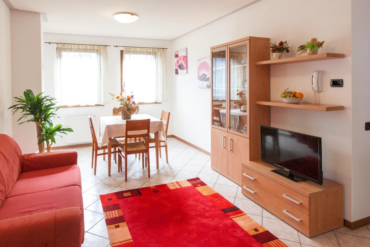 Casa Al Moro Apartment Рока Пиеторе Екстериор снимка