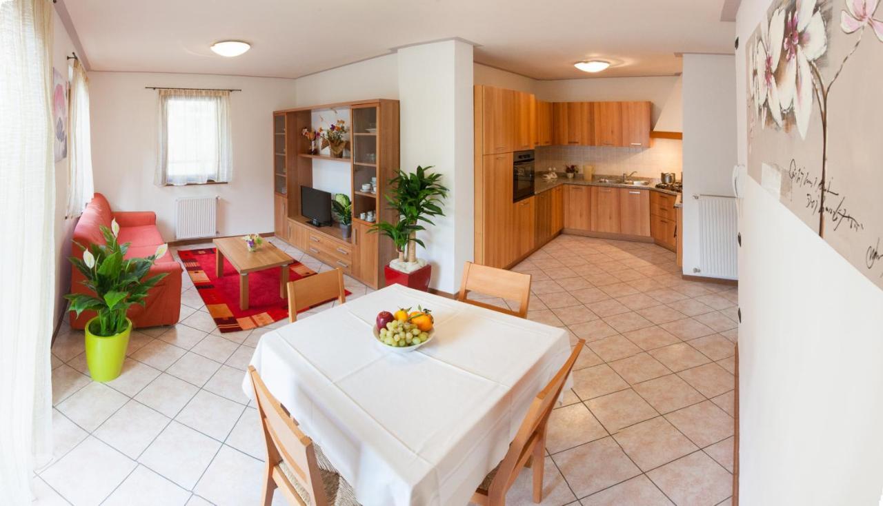 Casa Al Moro Apartment Рока Пиеторе Екстериор снимка